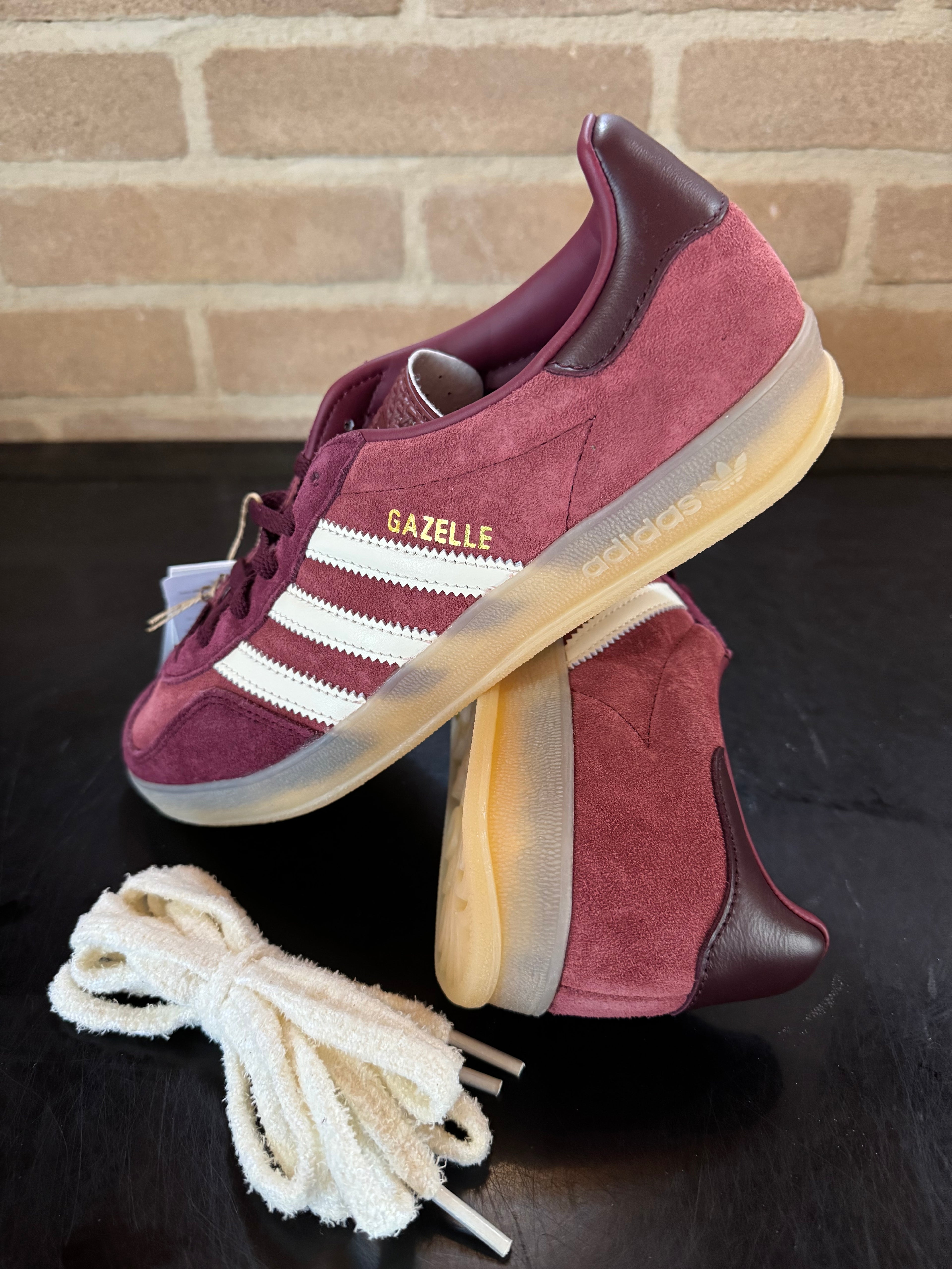 Adidas Gazelle Indoor - Shadow red off white