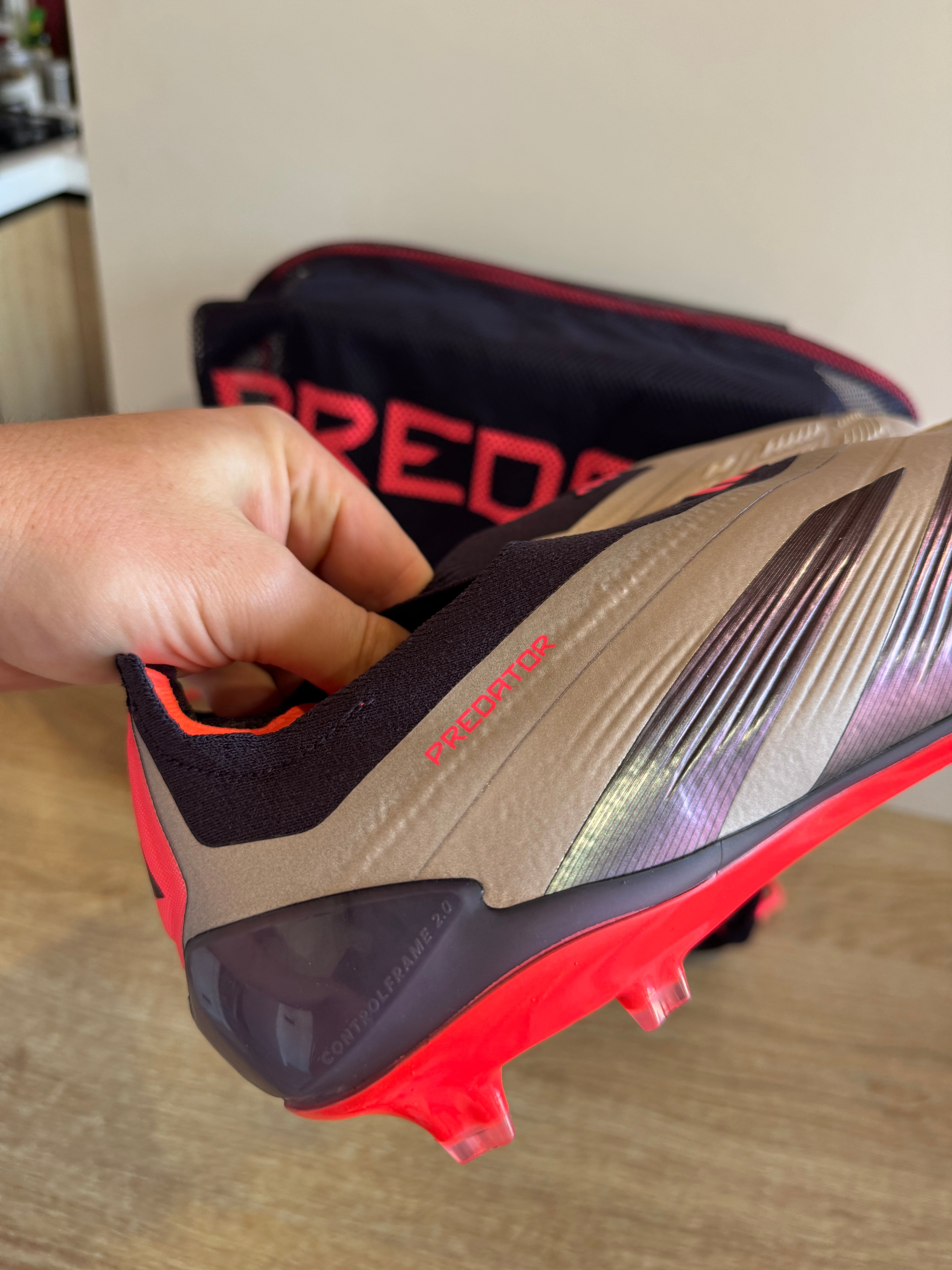 Adidas Predator Elite Laceless FG