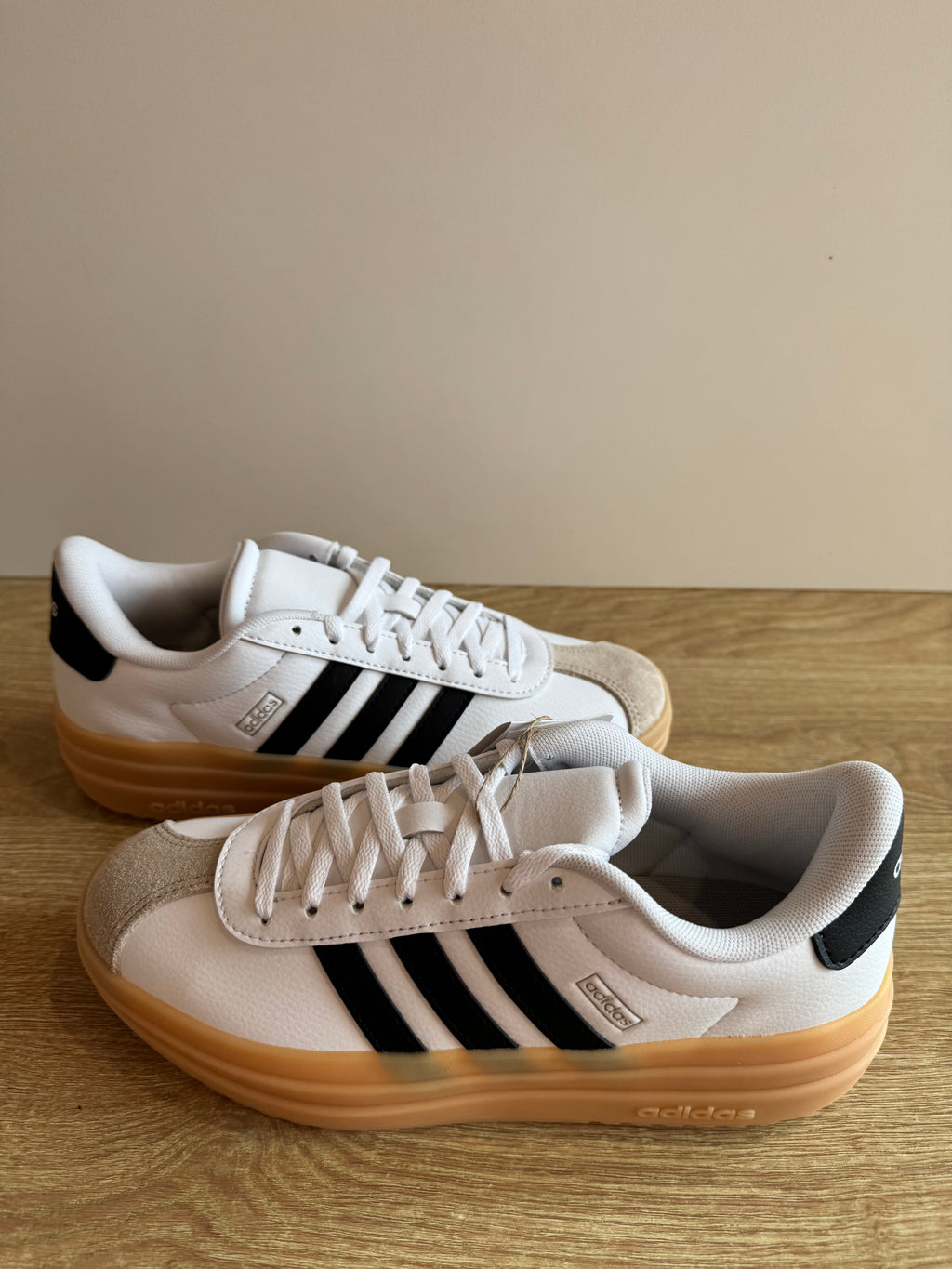 Adidas VL court Bold