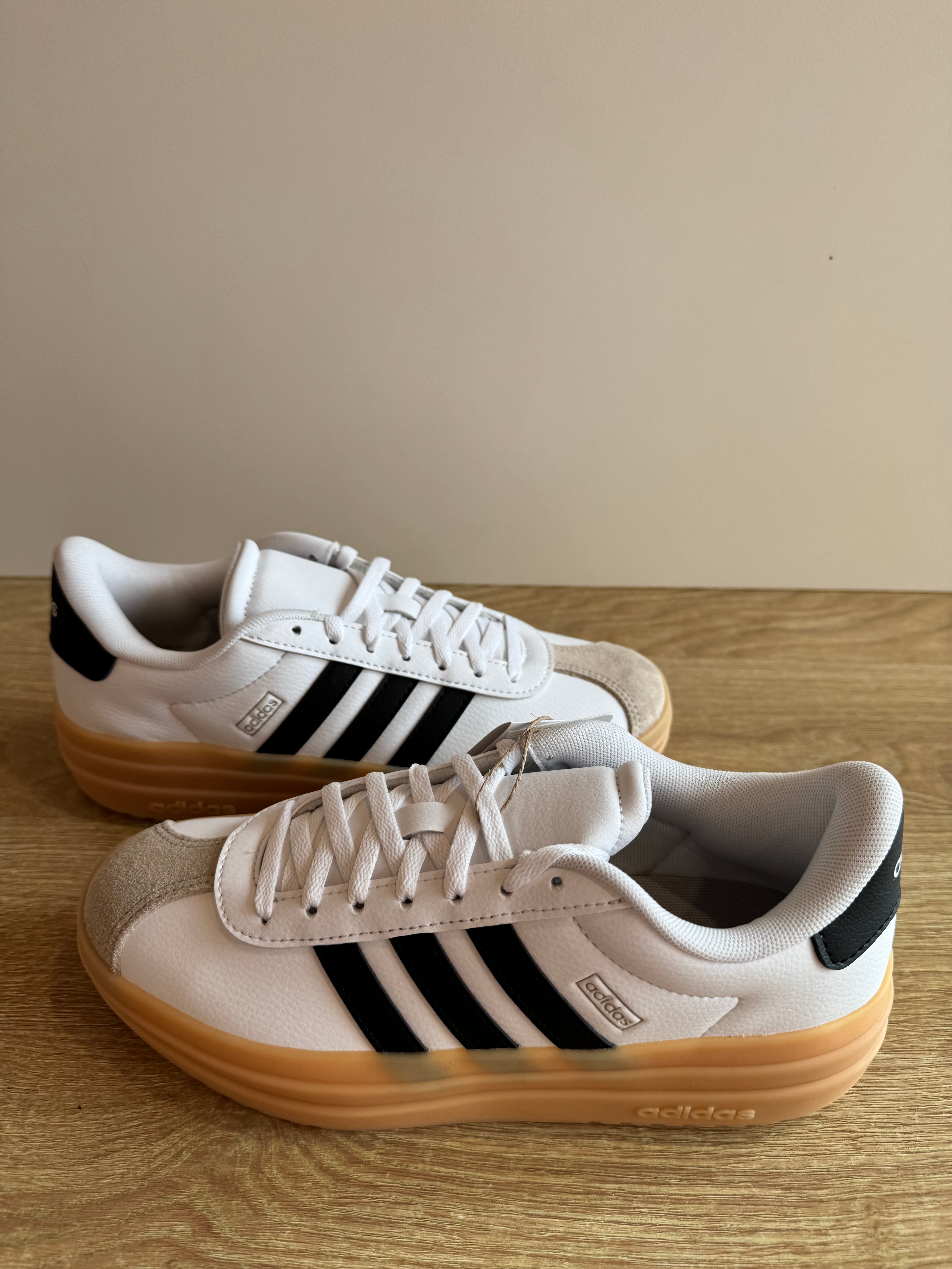 Adidas VL court Bold