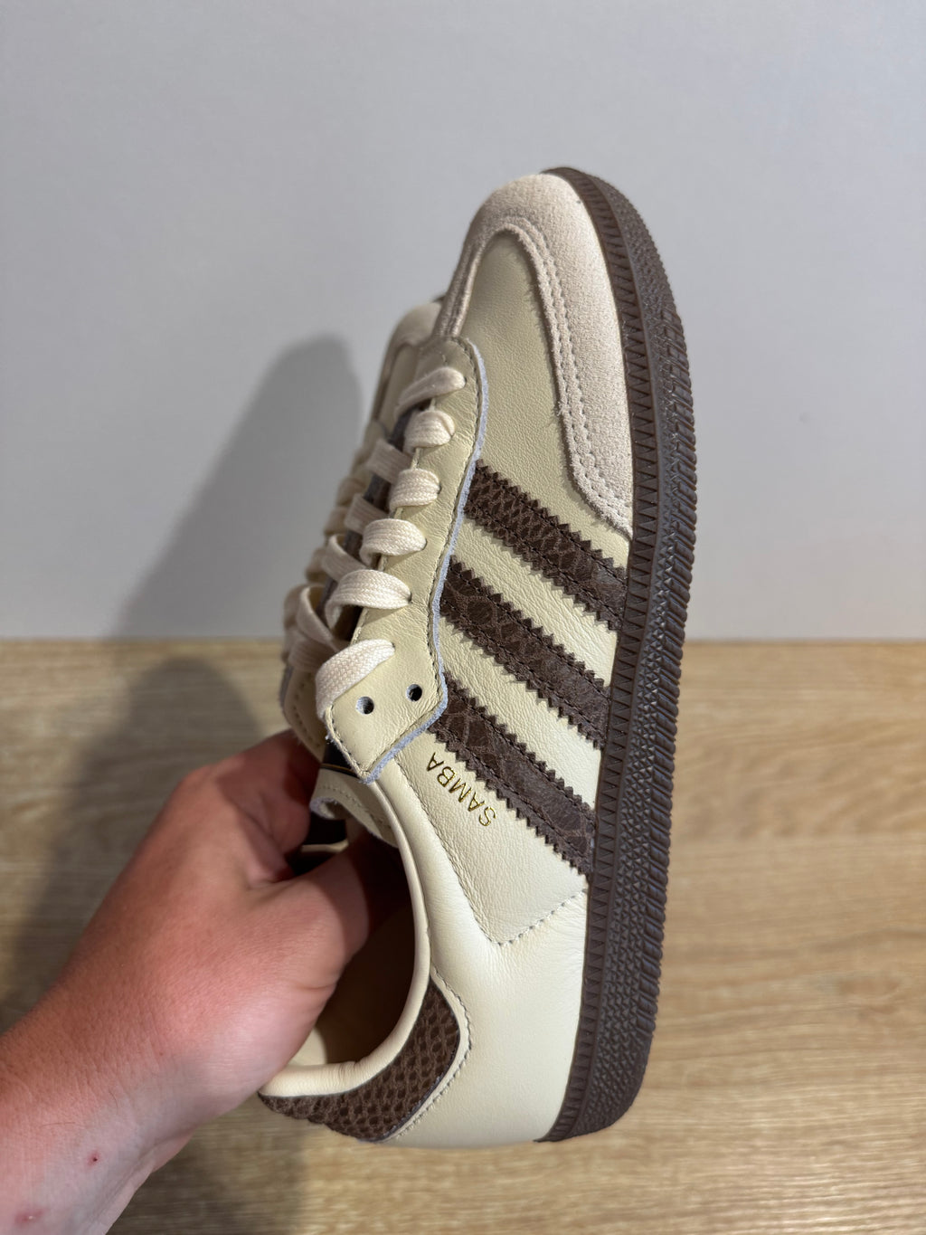 Adidas Samba OG "Cream White Earth Strata Maroon"