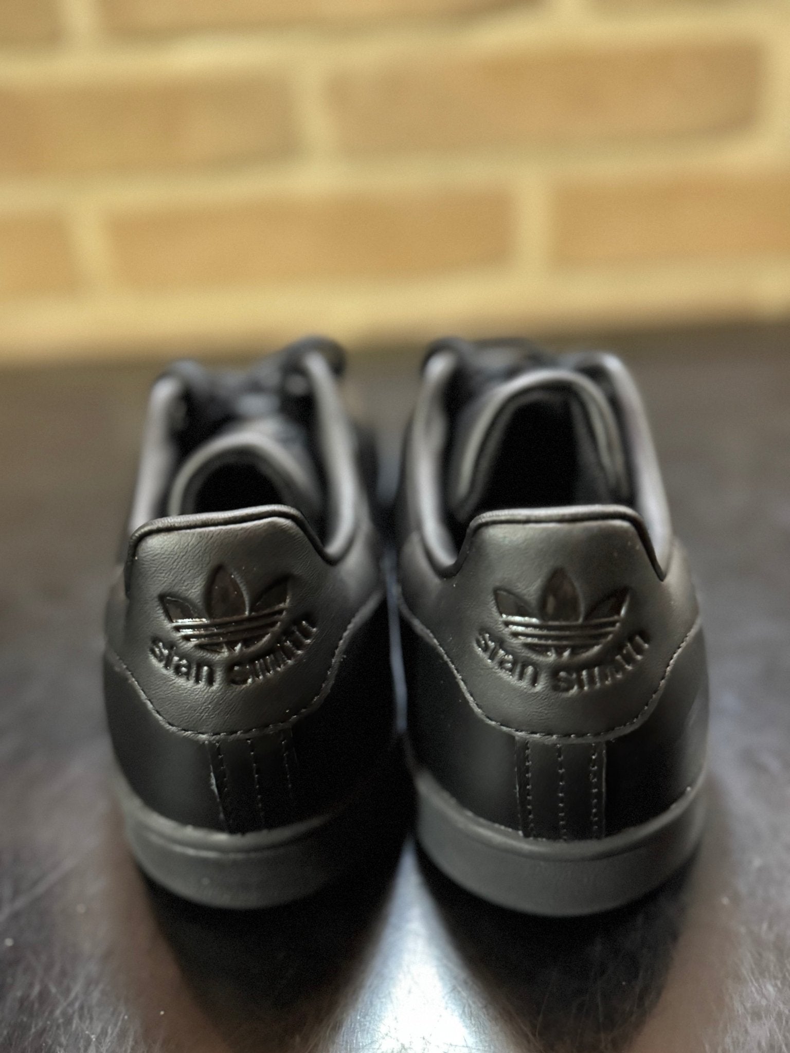 Sneakers minimal - Nere - Giaguaro_Store