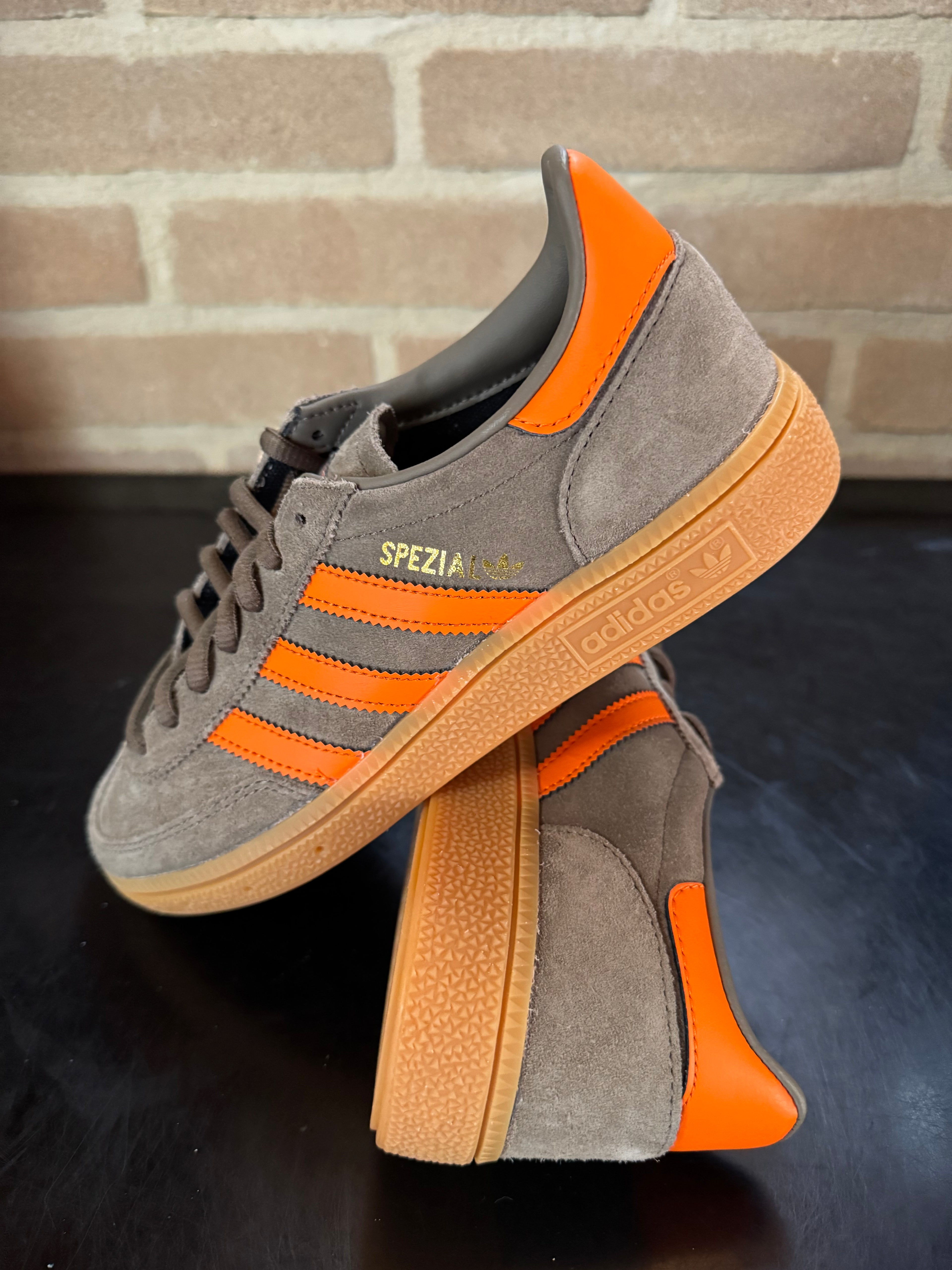 Adidas Handball Spezial "Cargo Brown Orange"
