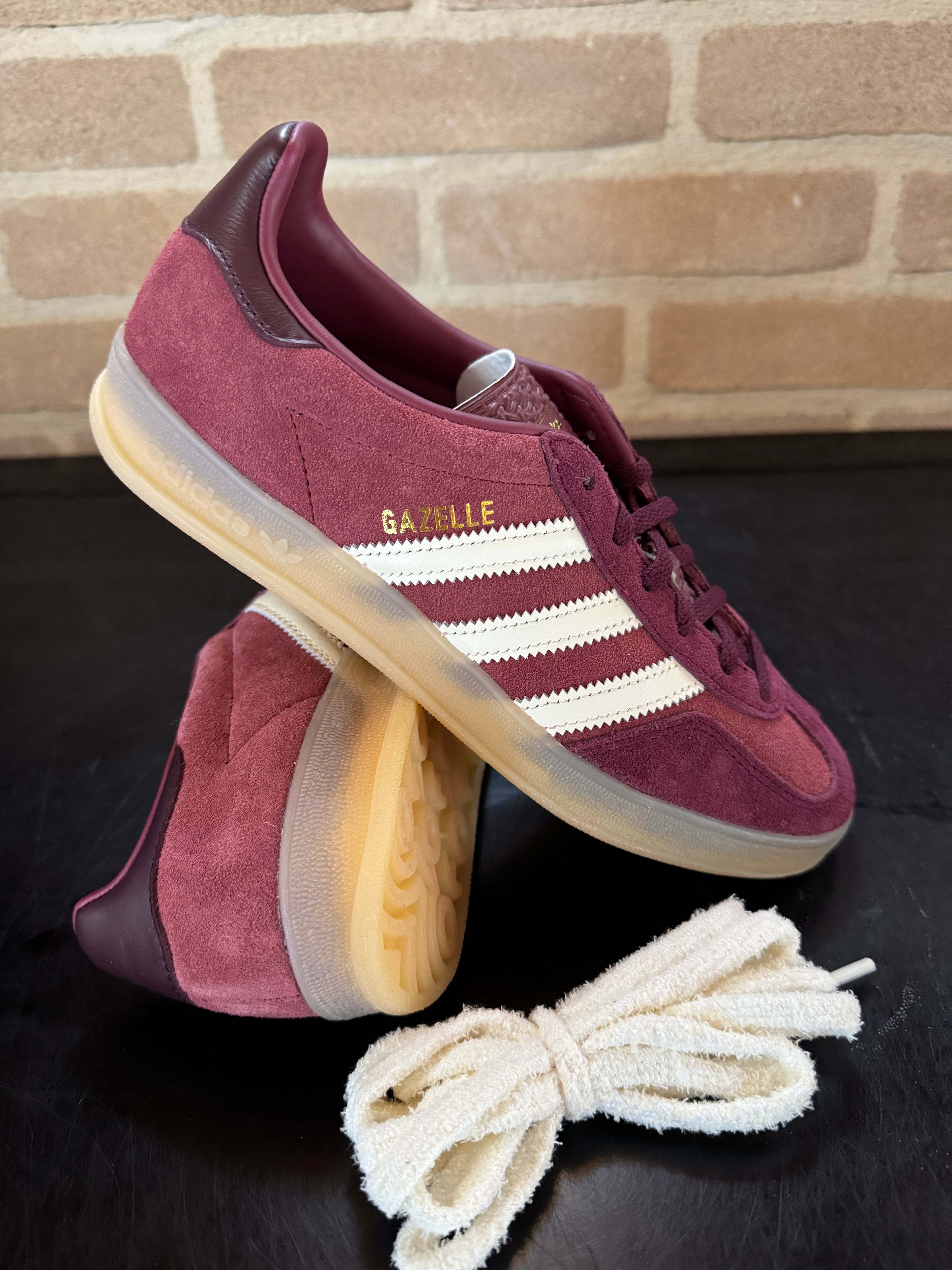 Adidas Gazelle Indoor - Shadow red off white