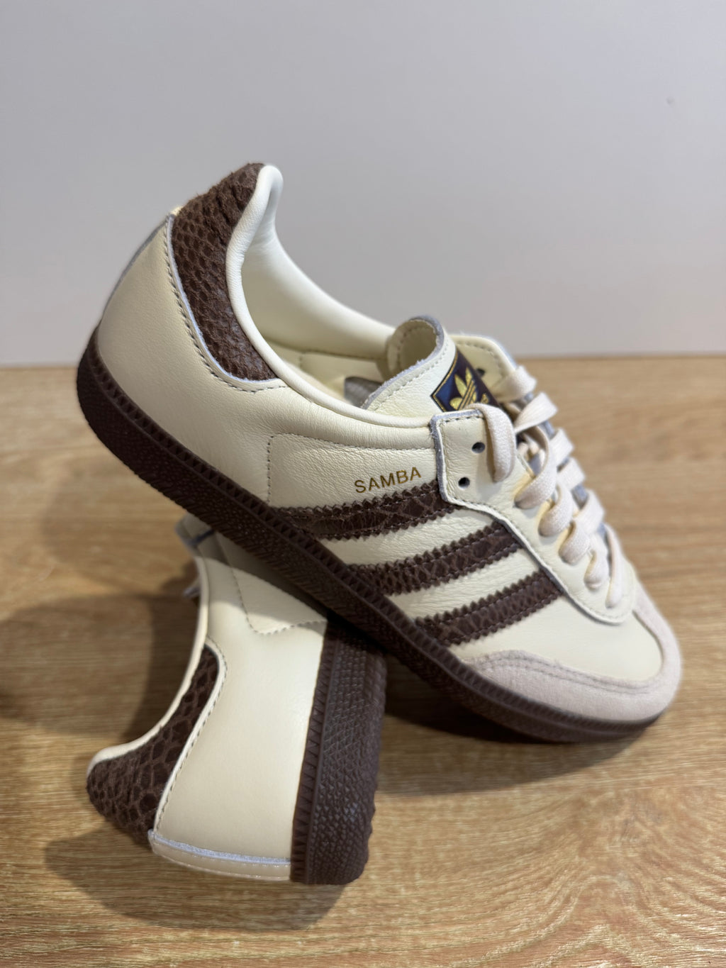 Adidas Samba OG "Cream White Earth Strata Maroon"