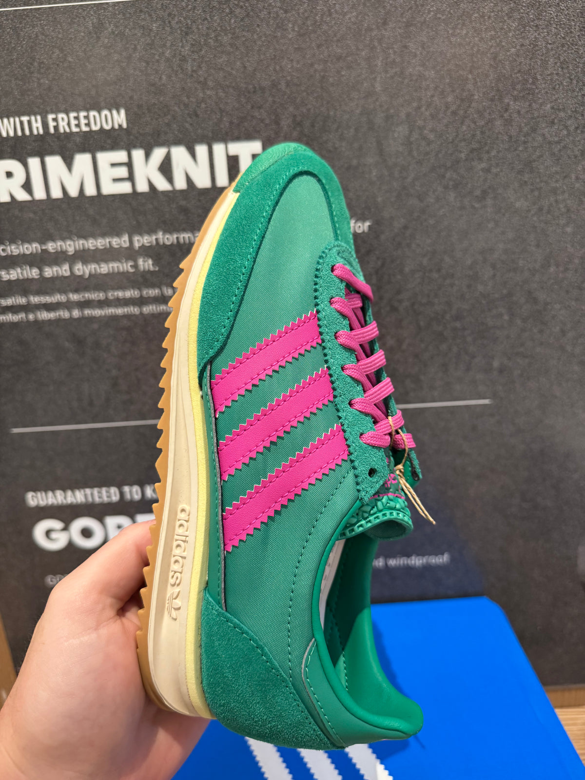 Adidas SL 72