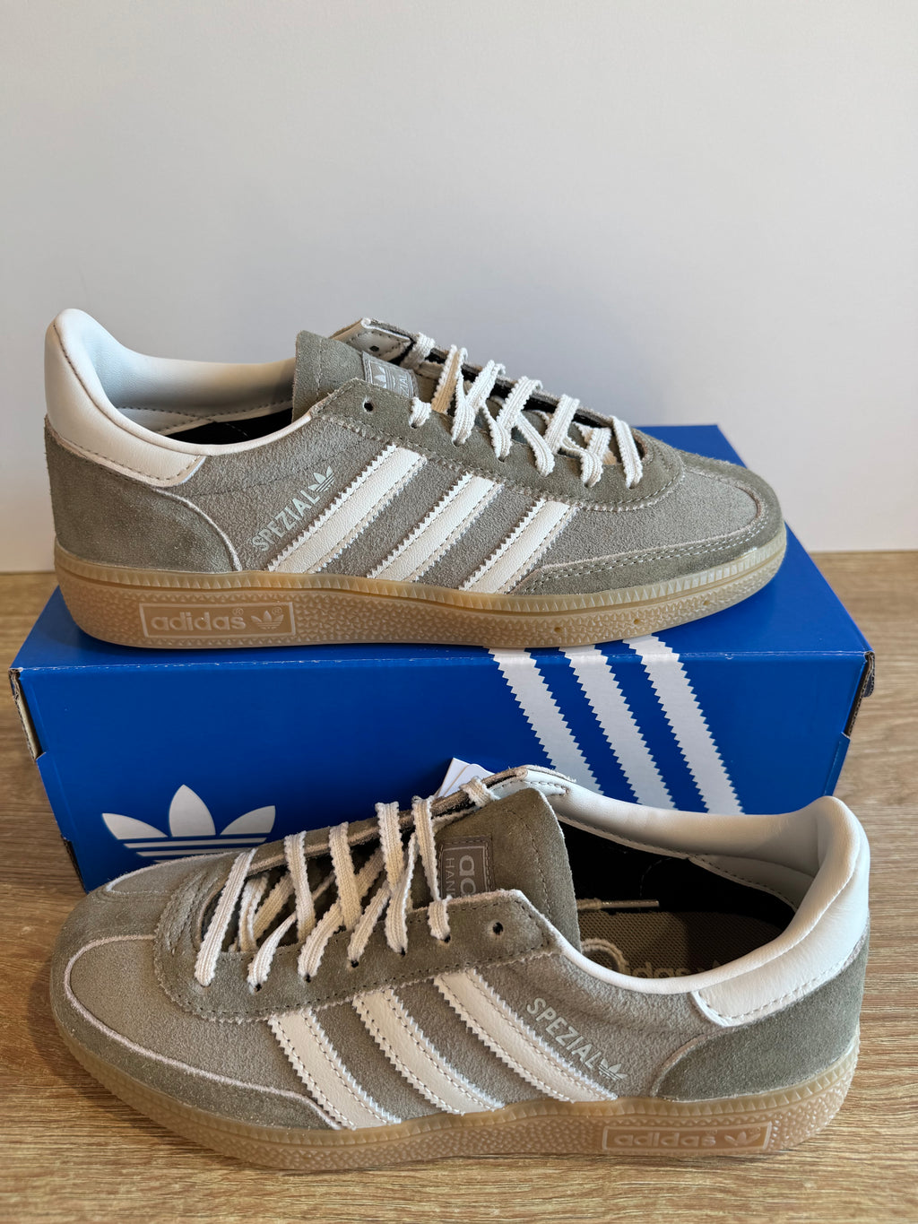 Adidas Handball Spezial "Silver Pebble Gum"