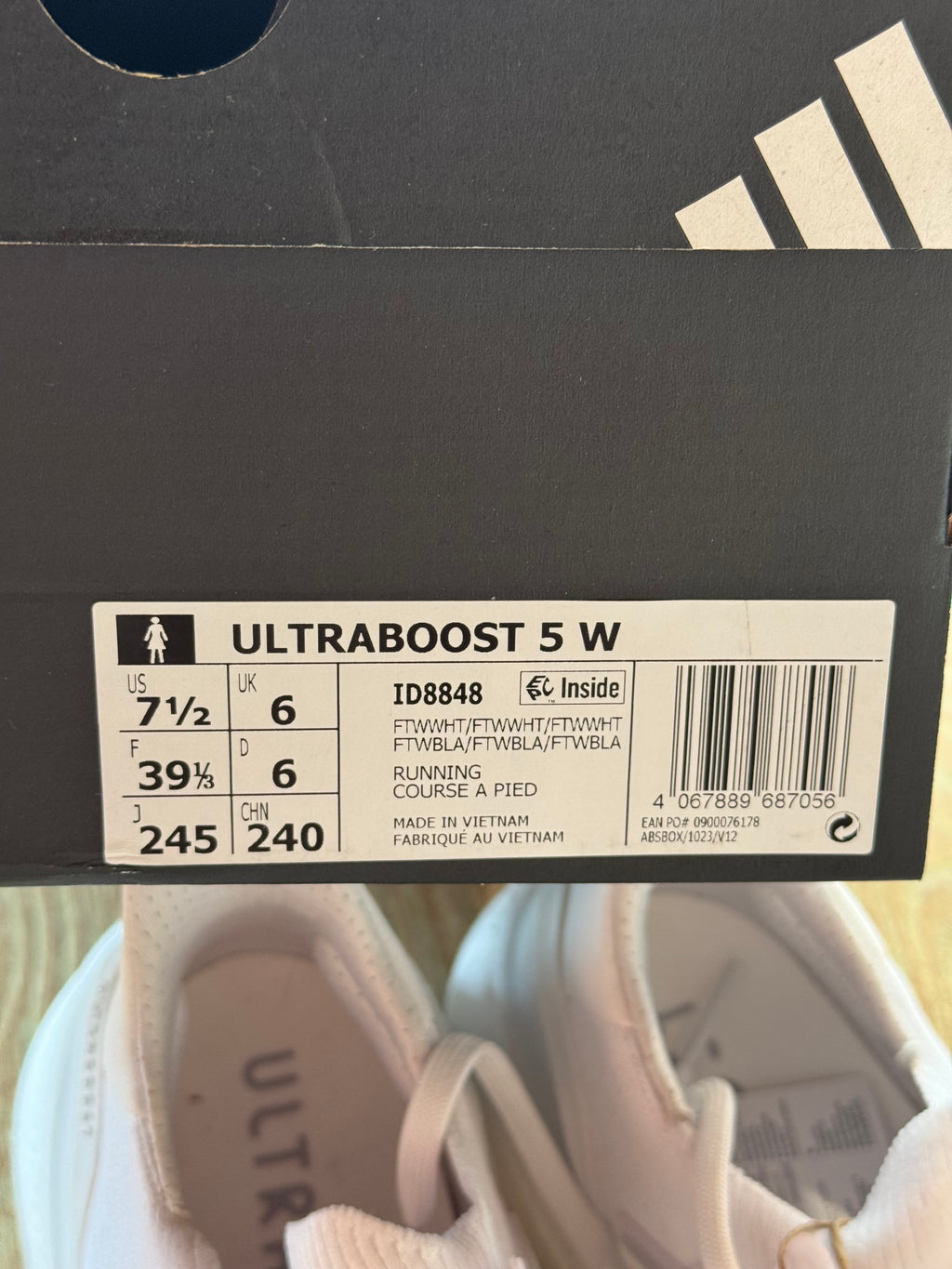 Adidas Ultraboost 5