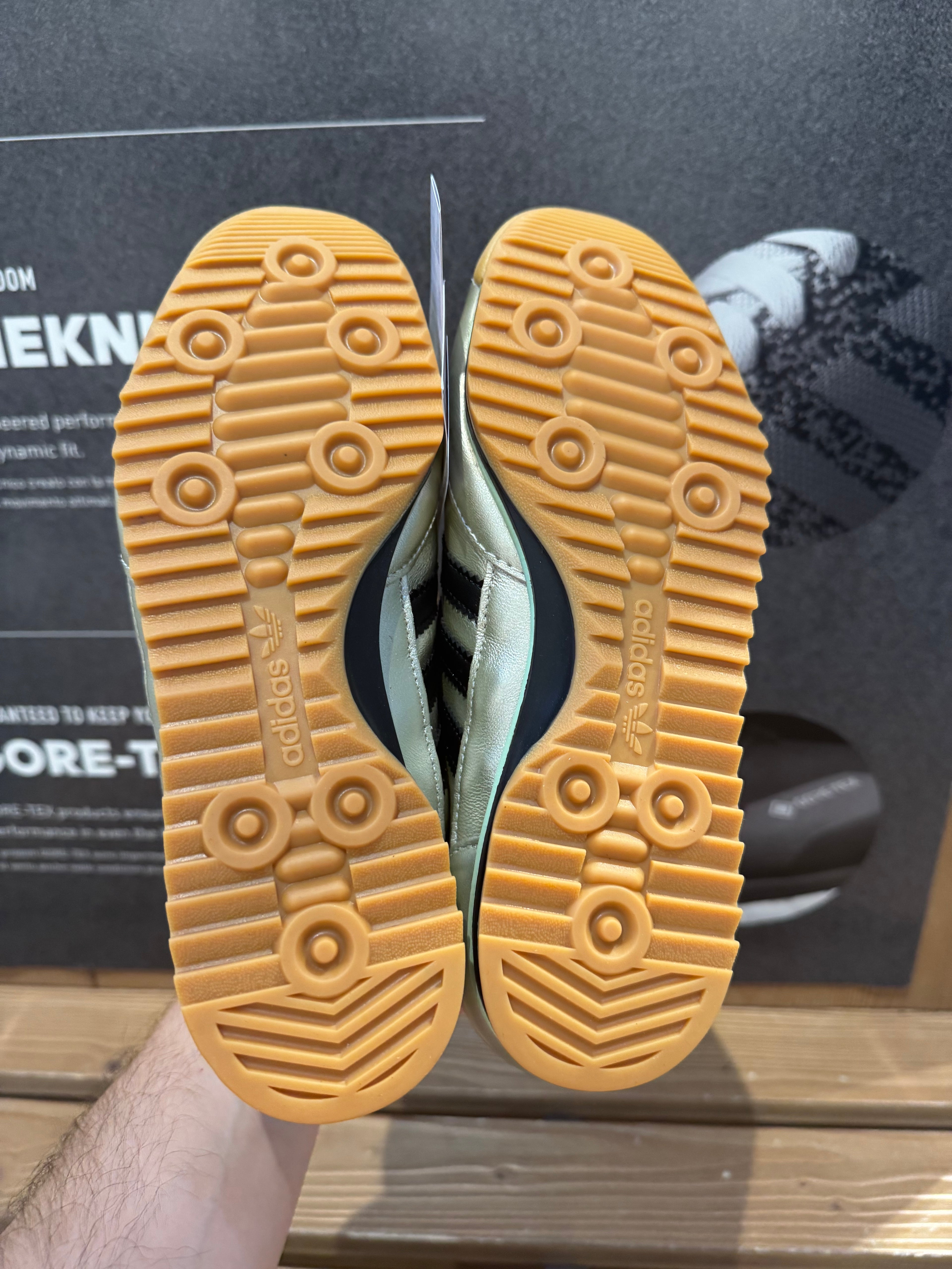 Adidas SL72