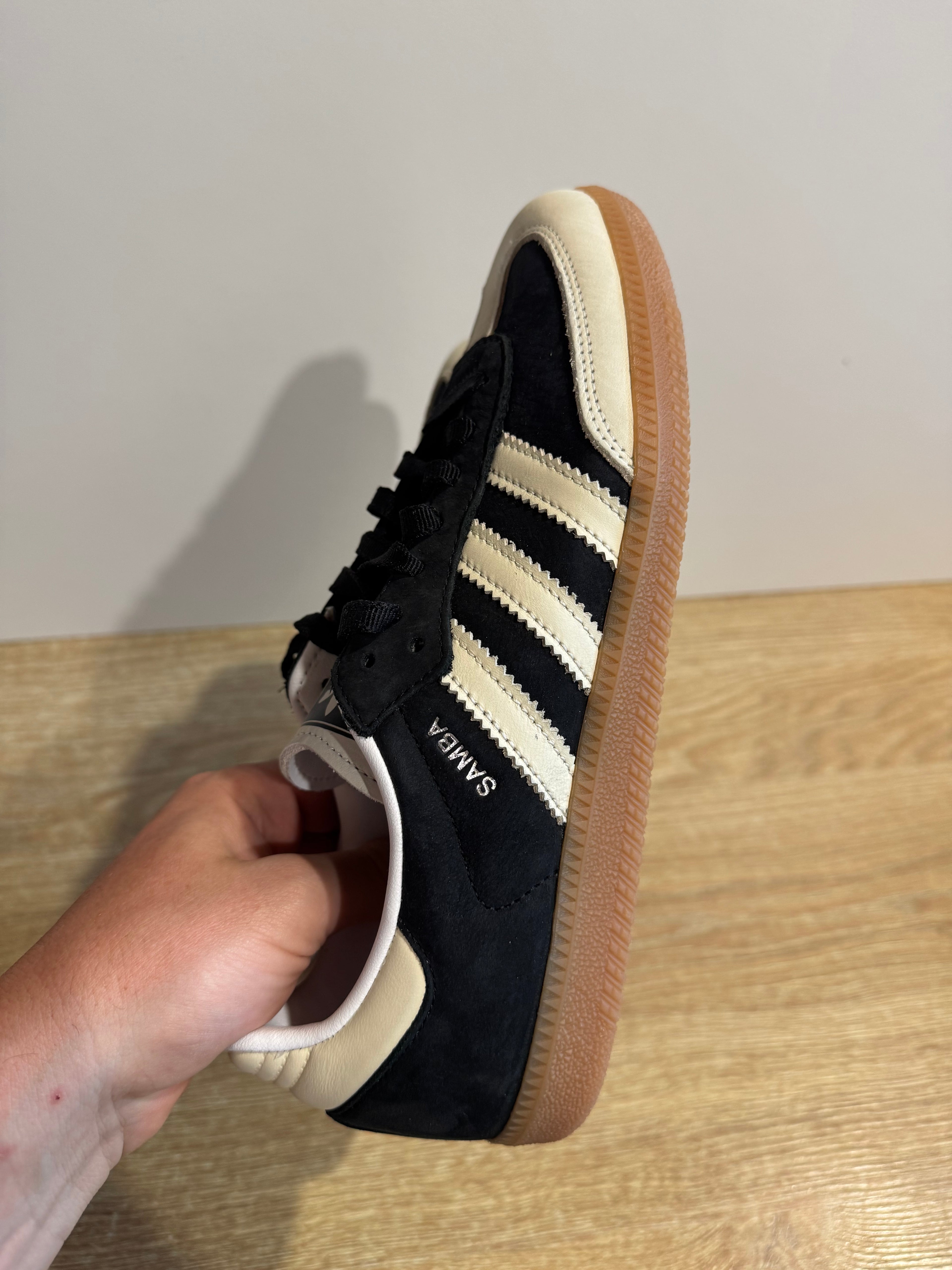 Adidas Samba OG "Black Wonder White"