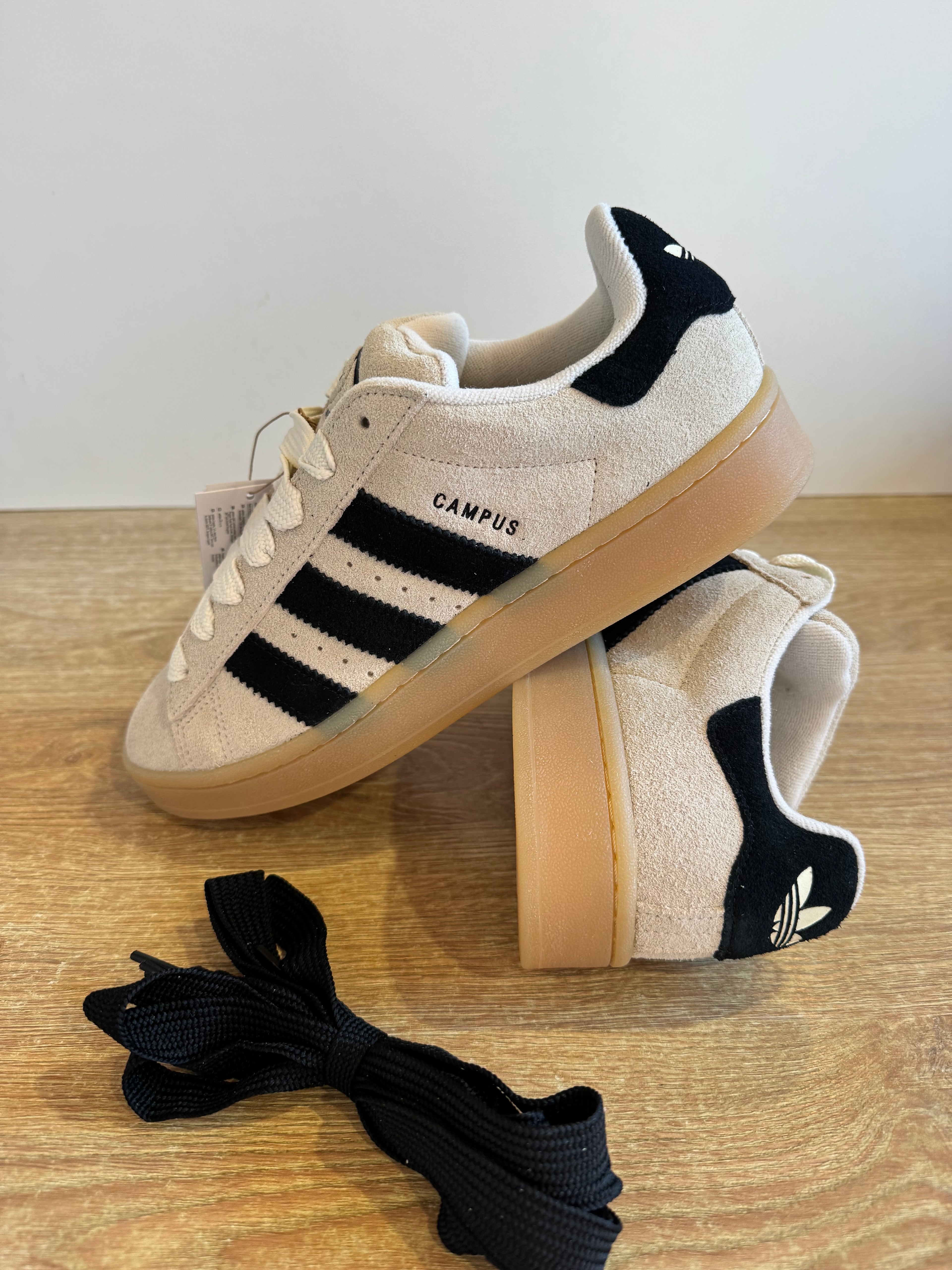 Adidas Campus 00s