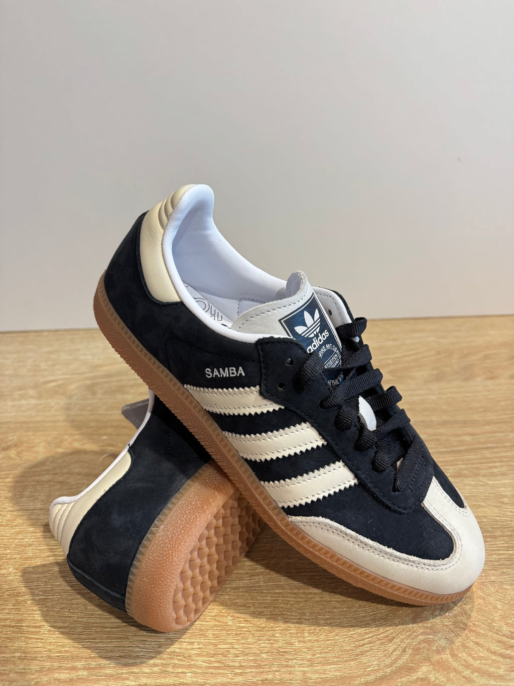 Adidas Samba OG "Black Wonder White"