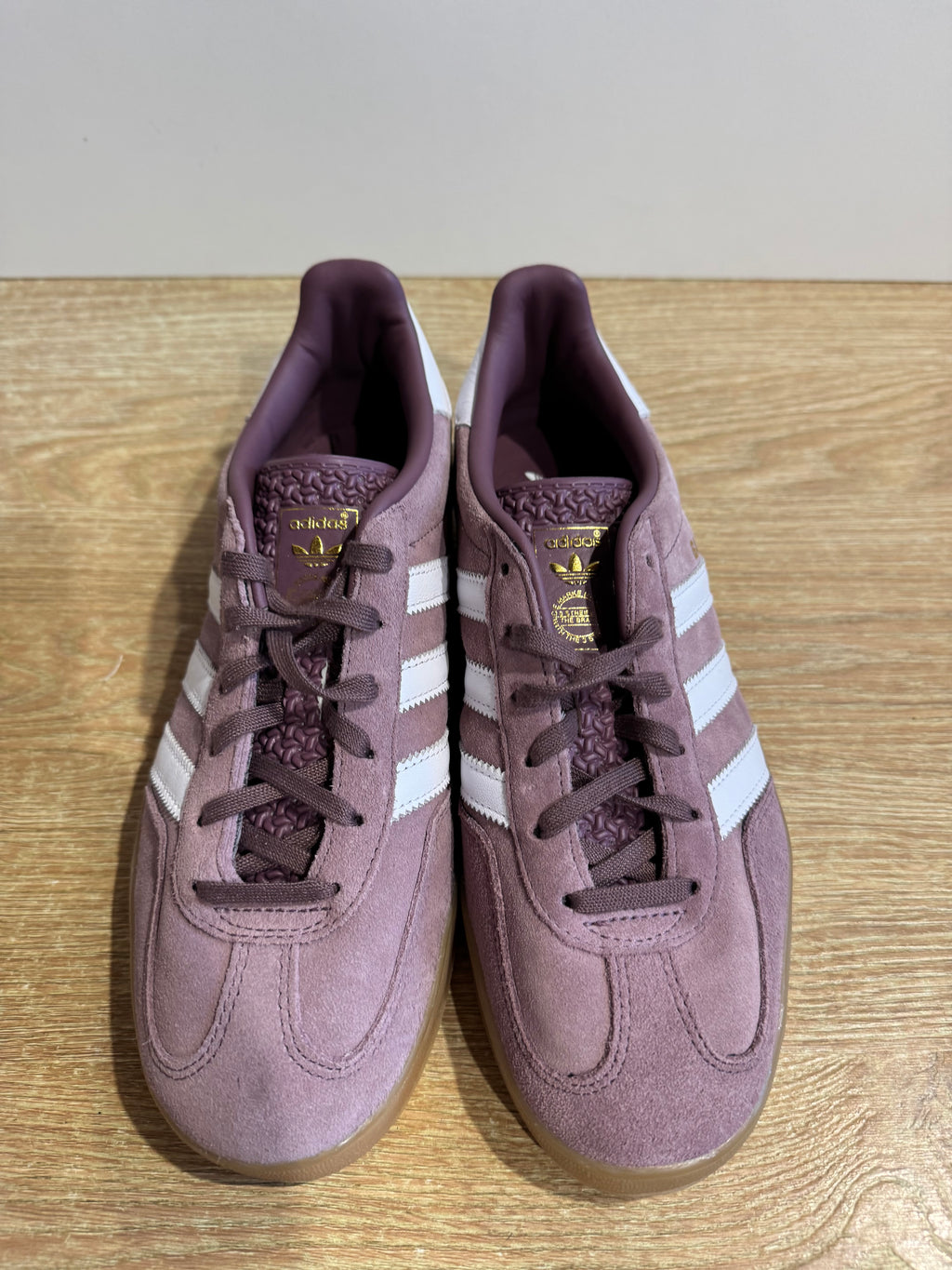 Adidas Gazelle Indoor "Shadow fig gum"