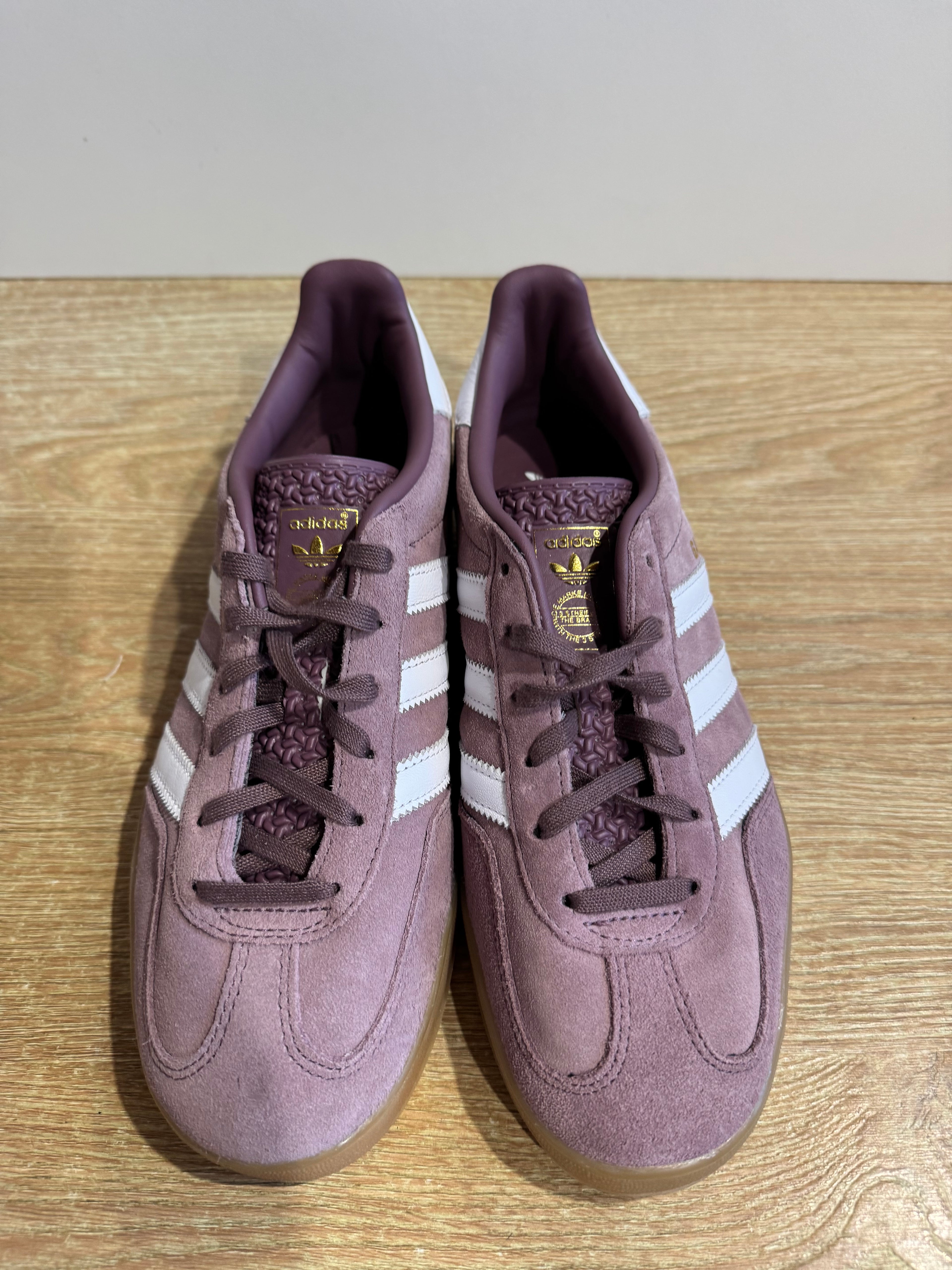 Adidas Gazelle Indoor "Shadow fig gum"