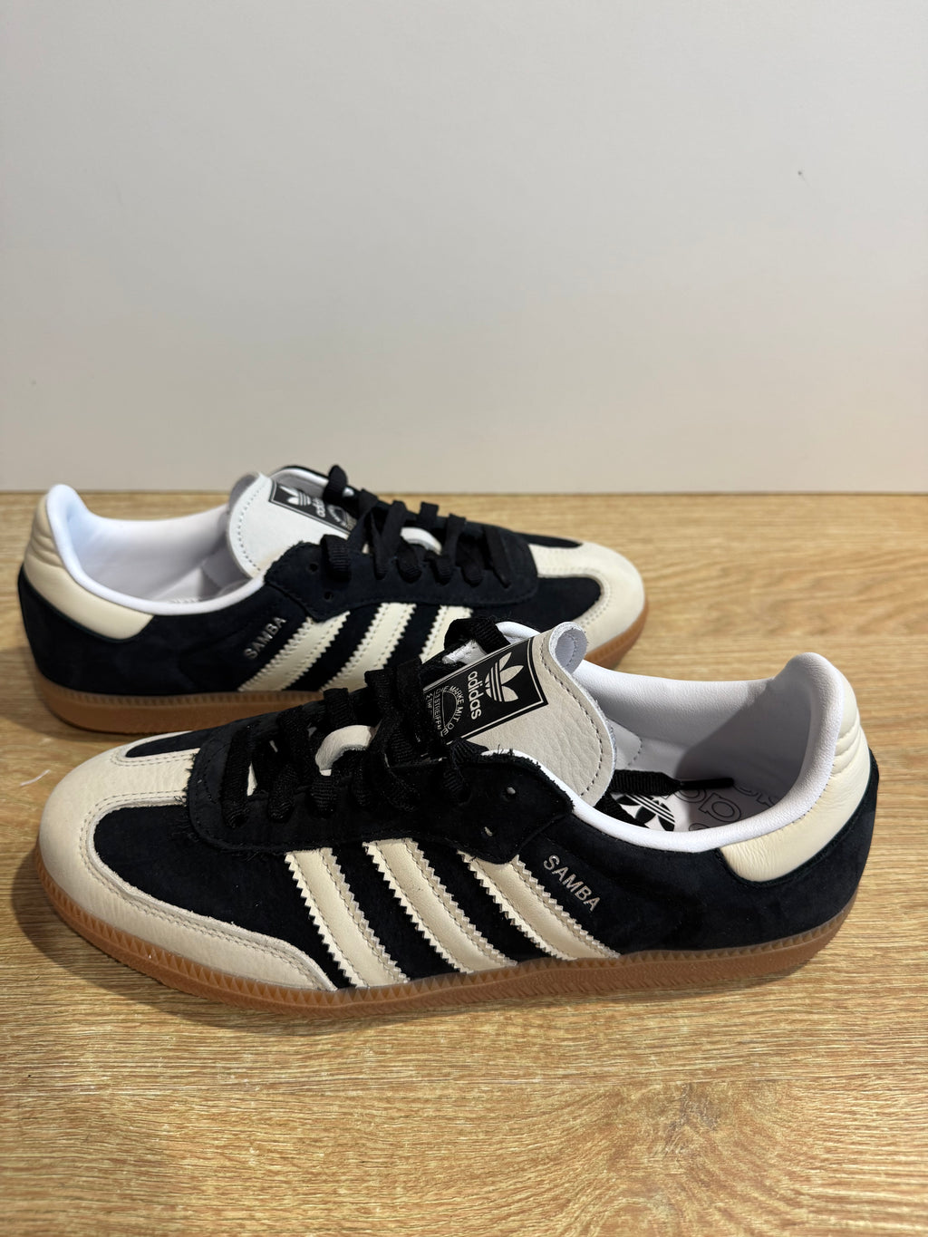Adidas Samba OG "Black Wonder White"