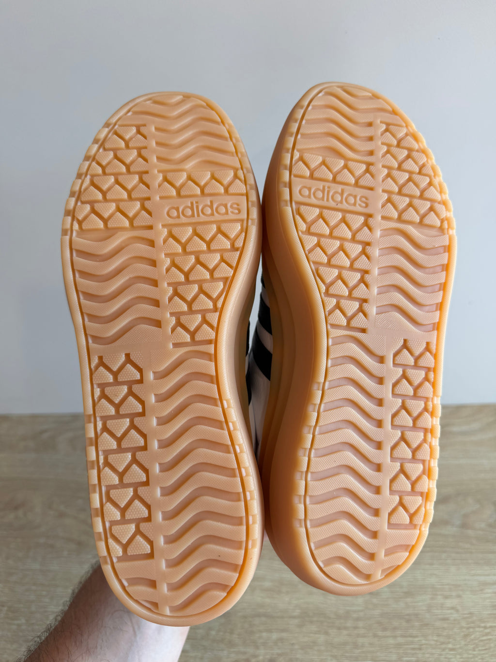 Adidas VL court Bold