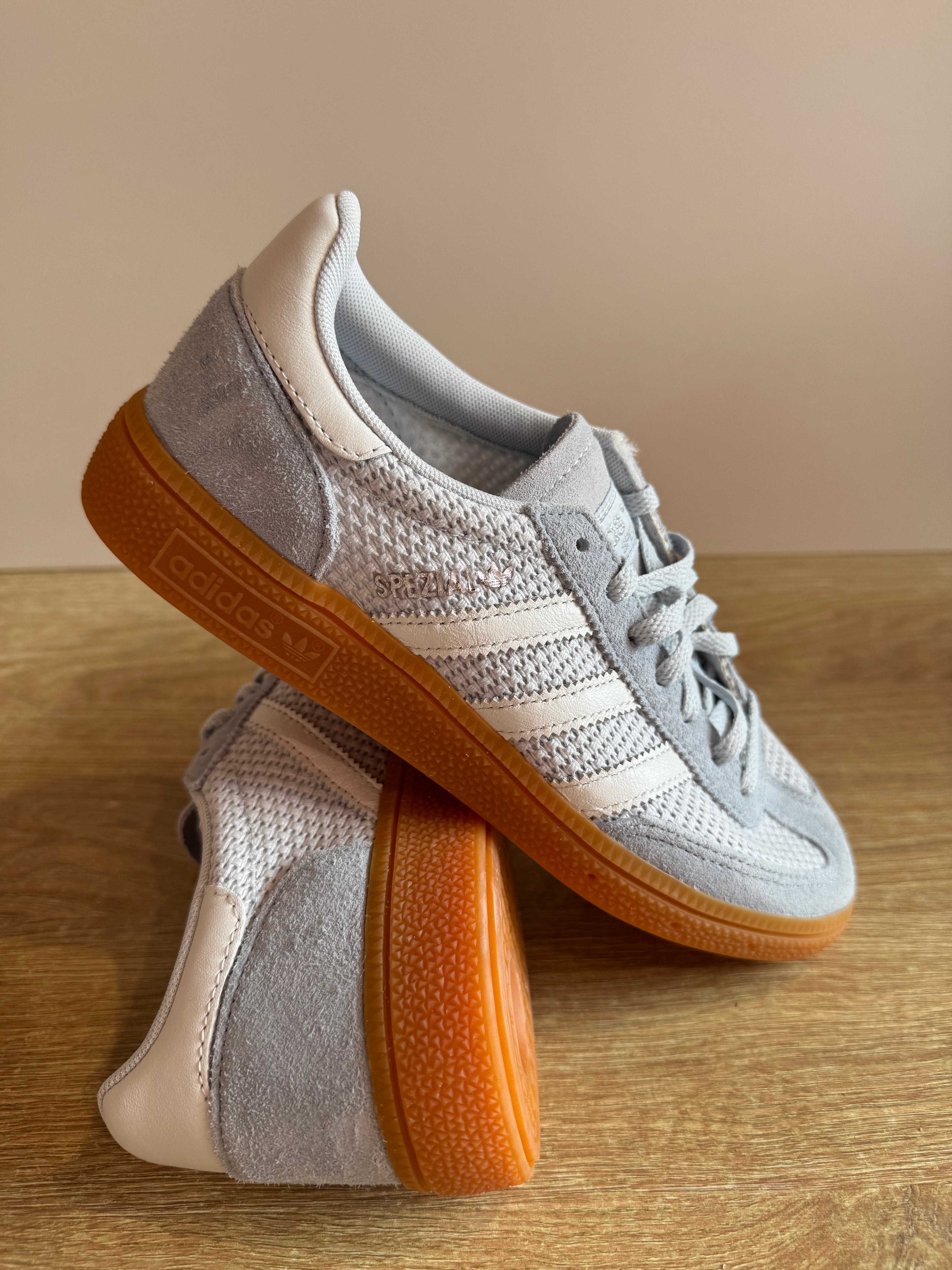 Adidas Handball Spezial "Halo blue white"