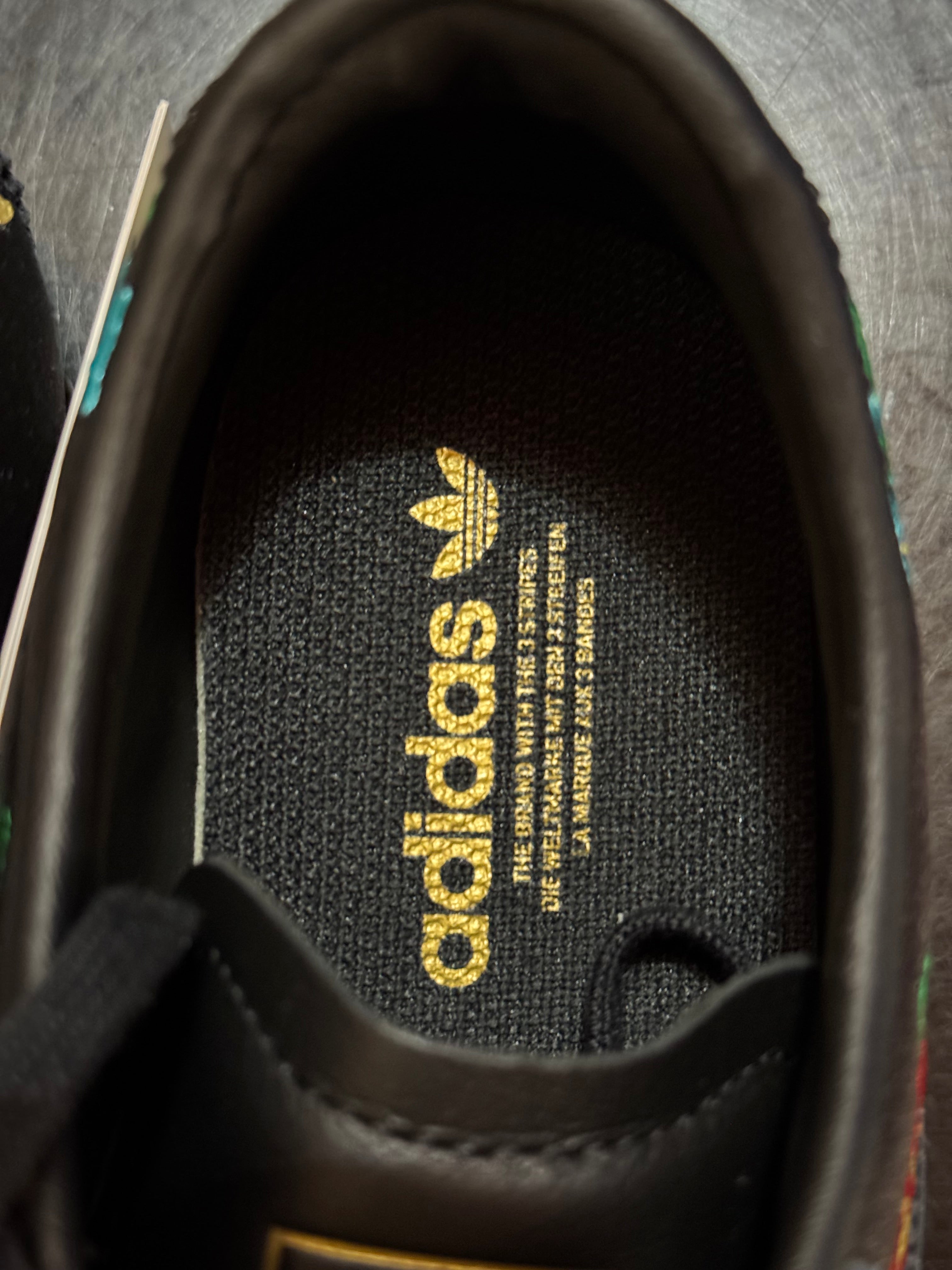 Adidas Tokio "Floral Embroidery pack-Black"