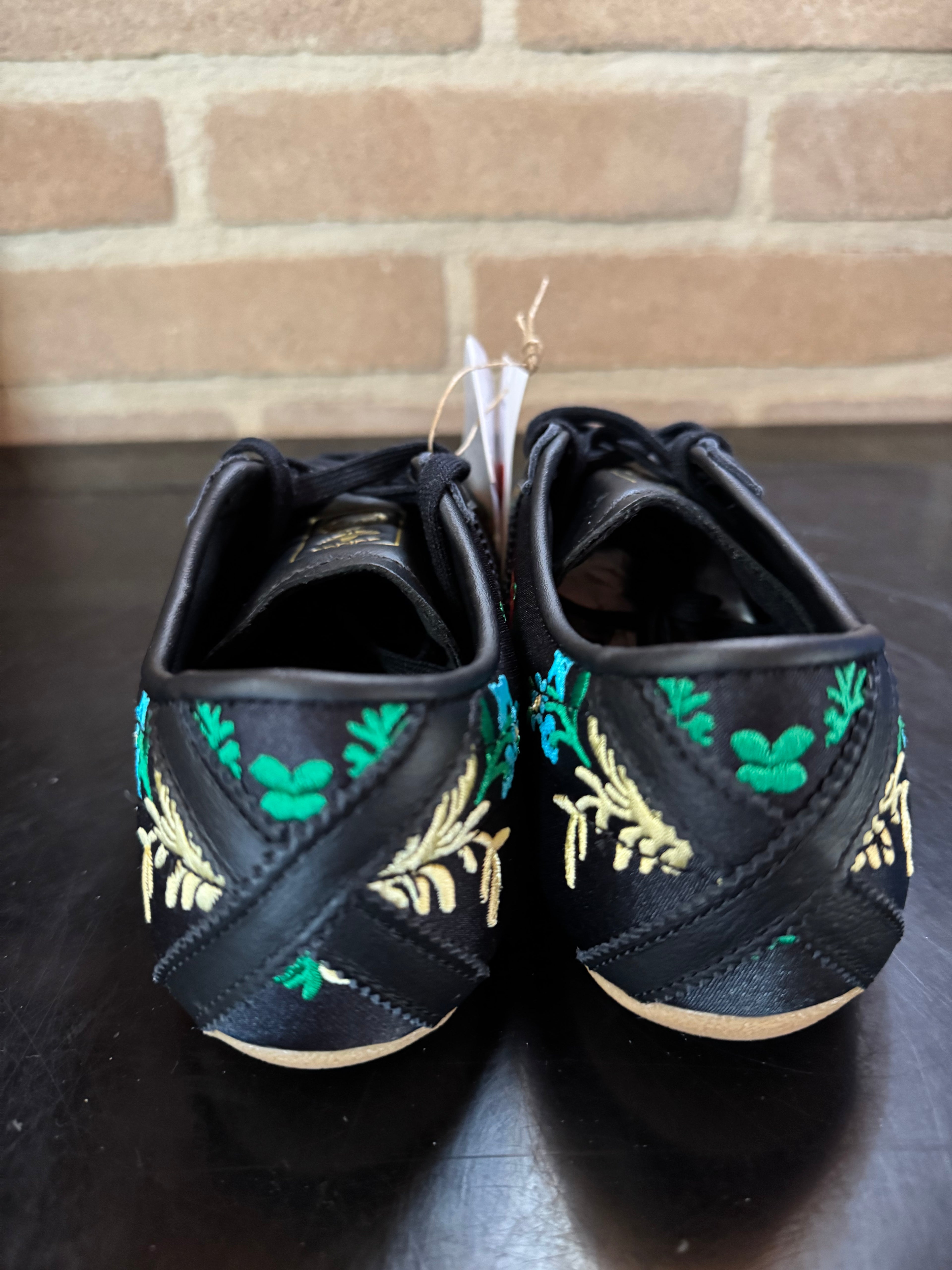 Adidas Tokio "Floral Embroidery pack-Black"