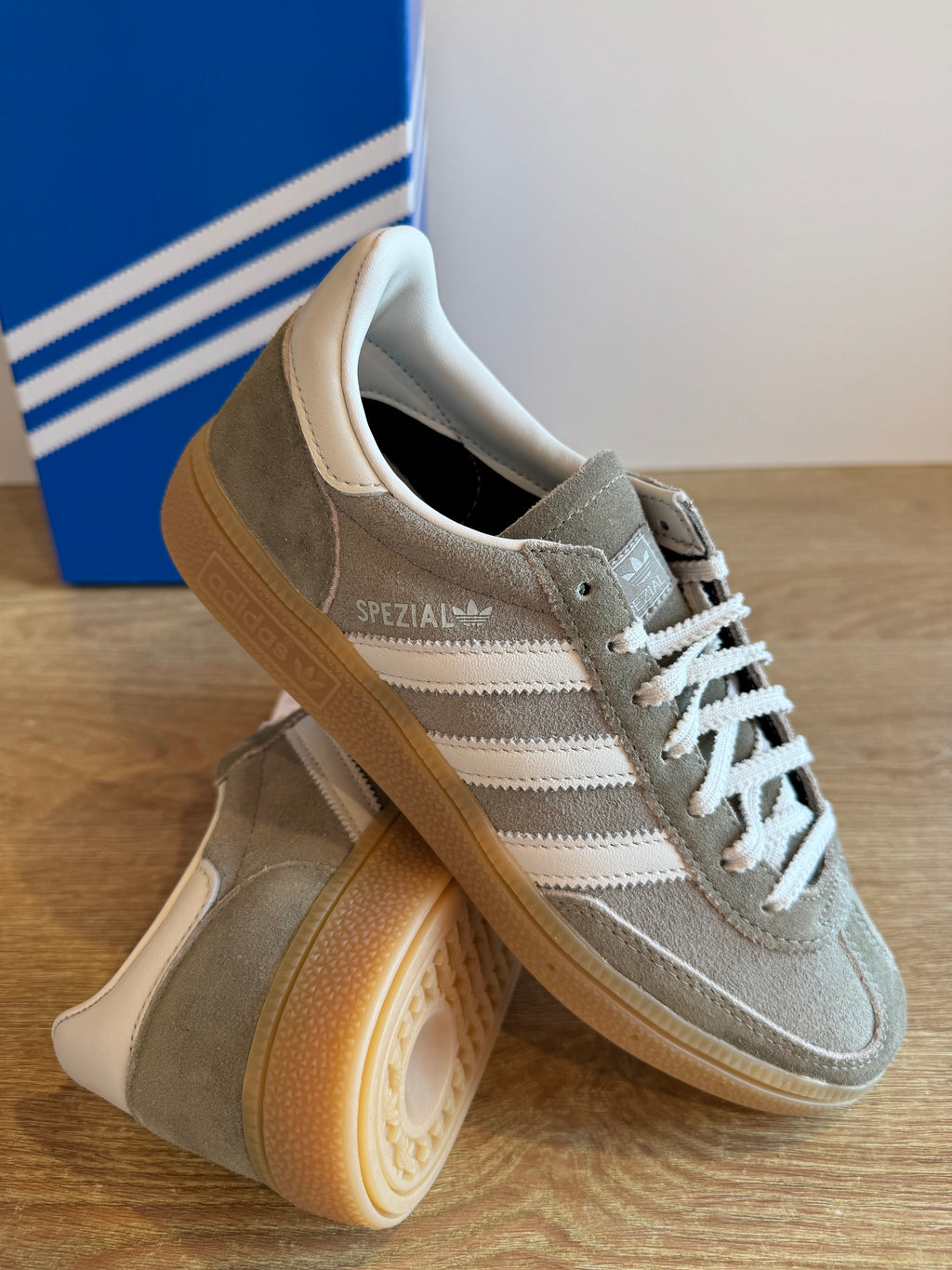 Adidas Handball Spezial "Silver Pebble Gum"