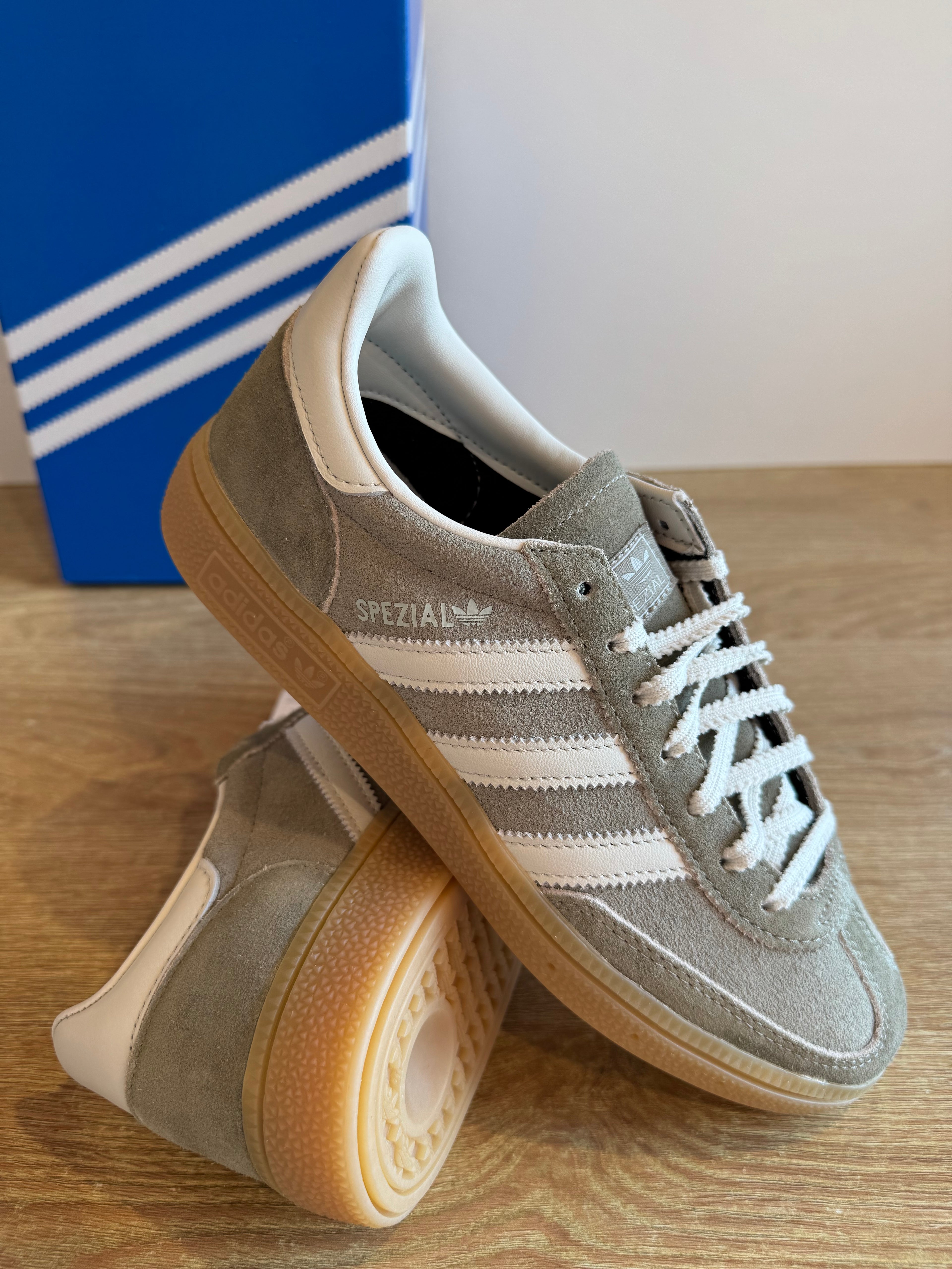 Adidas Handball Spezial "Silver Pebble Gum"