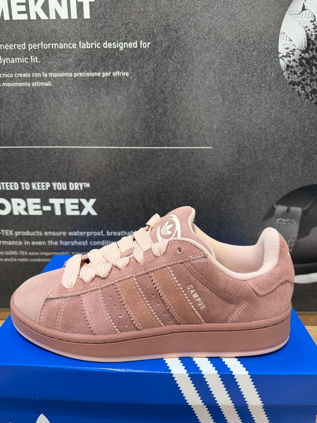 Adidas Campus 00s