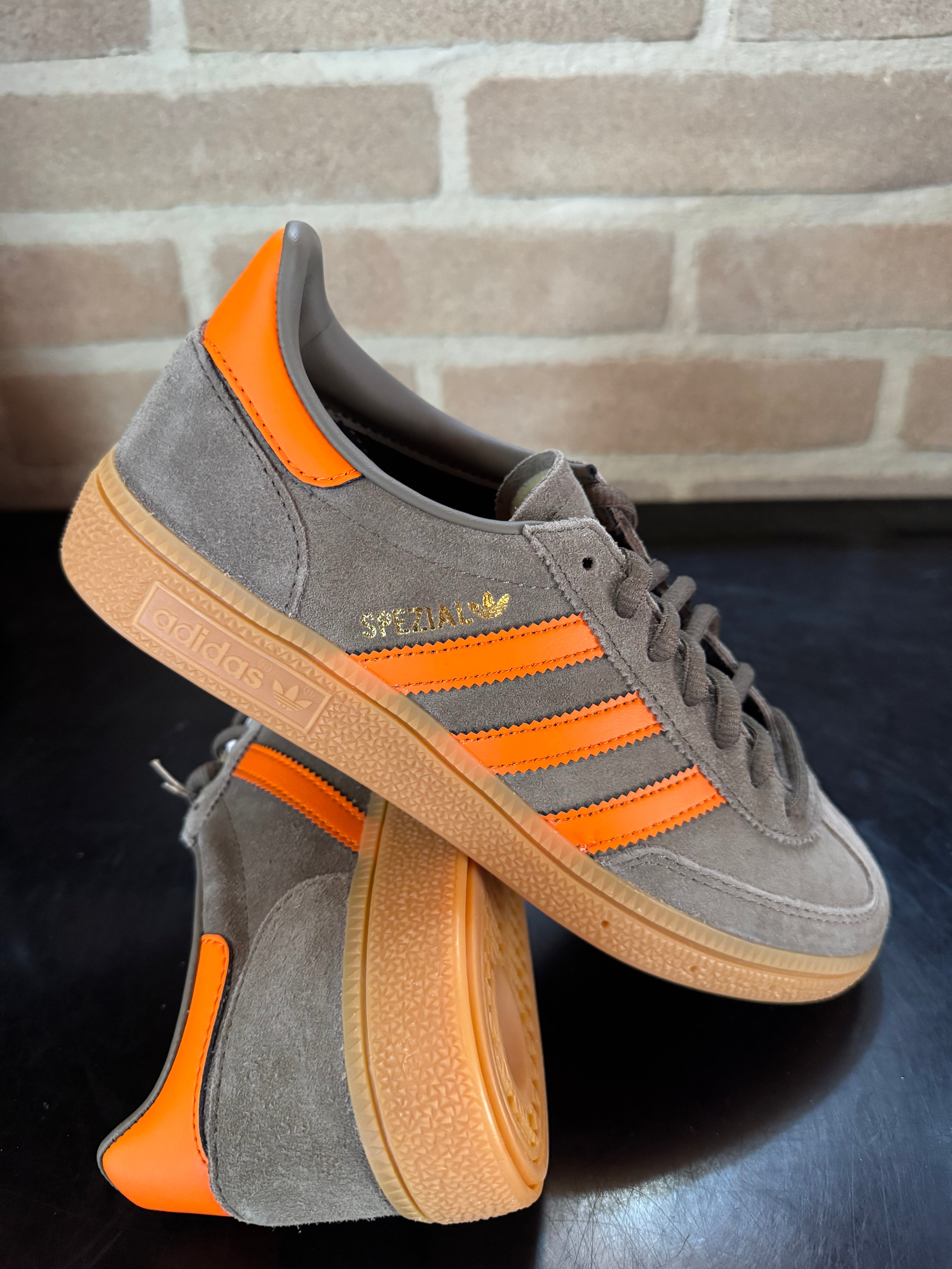 Adidas Handball Spezial "Cargo Brown Orange"