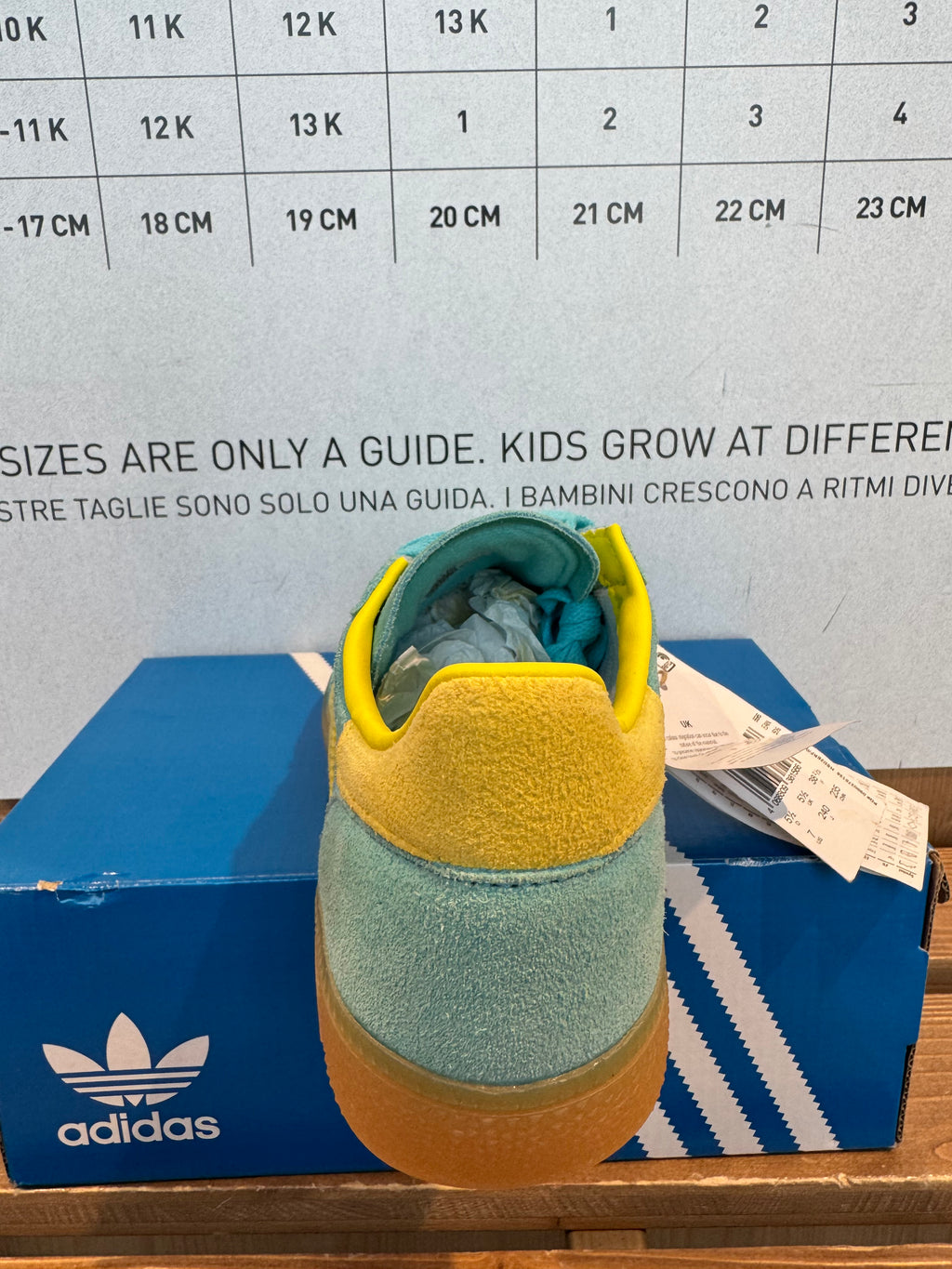 Adidas Handball Spezial "Blue Glow Bright Yellow"