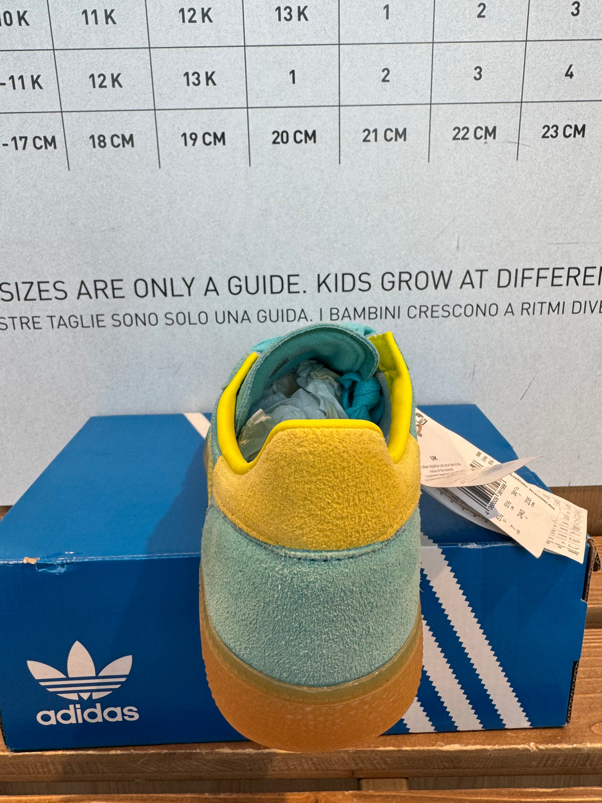 Adidas Handball Spezial "Blue Glow Bright Yellow"
