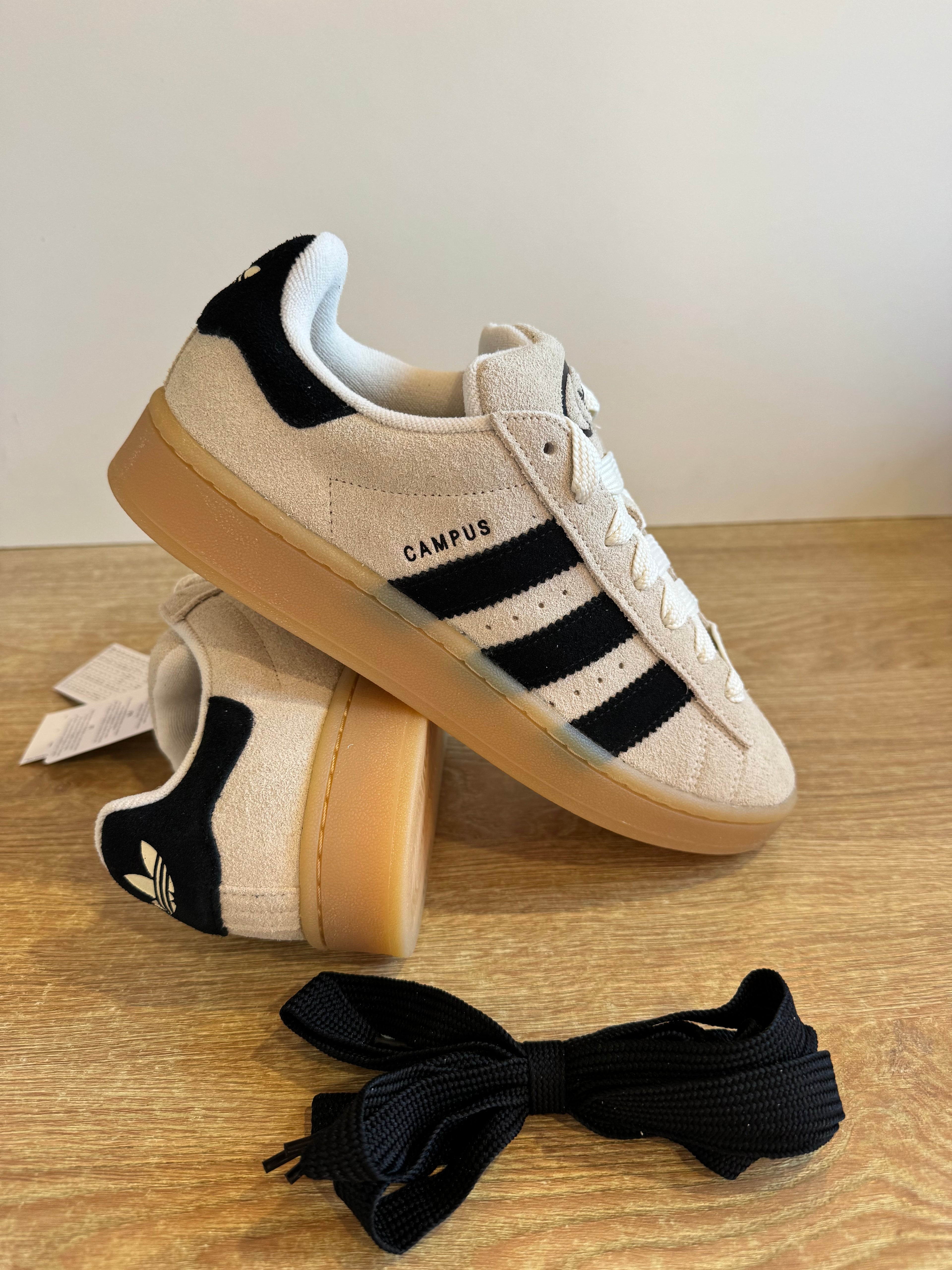 Adidas Campus 00s