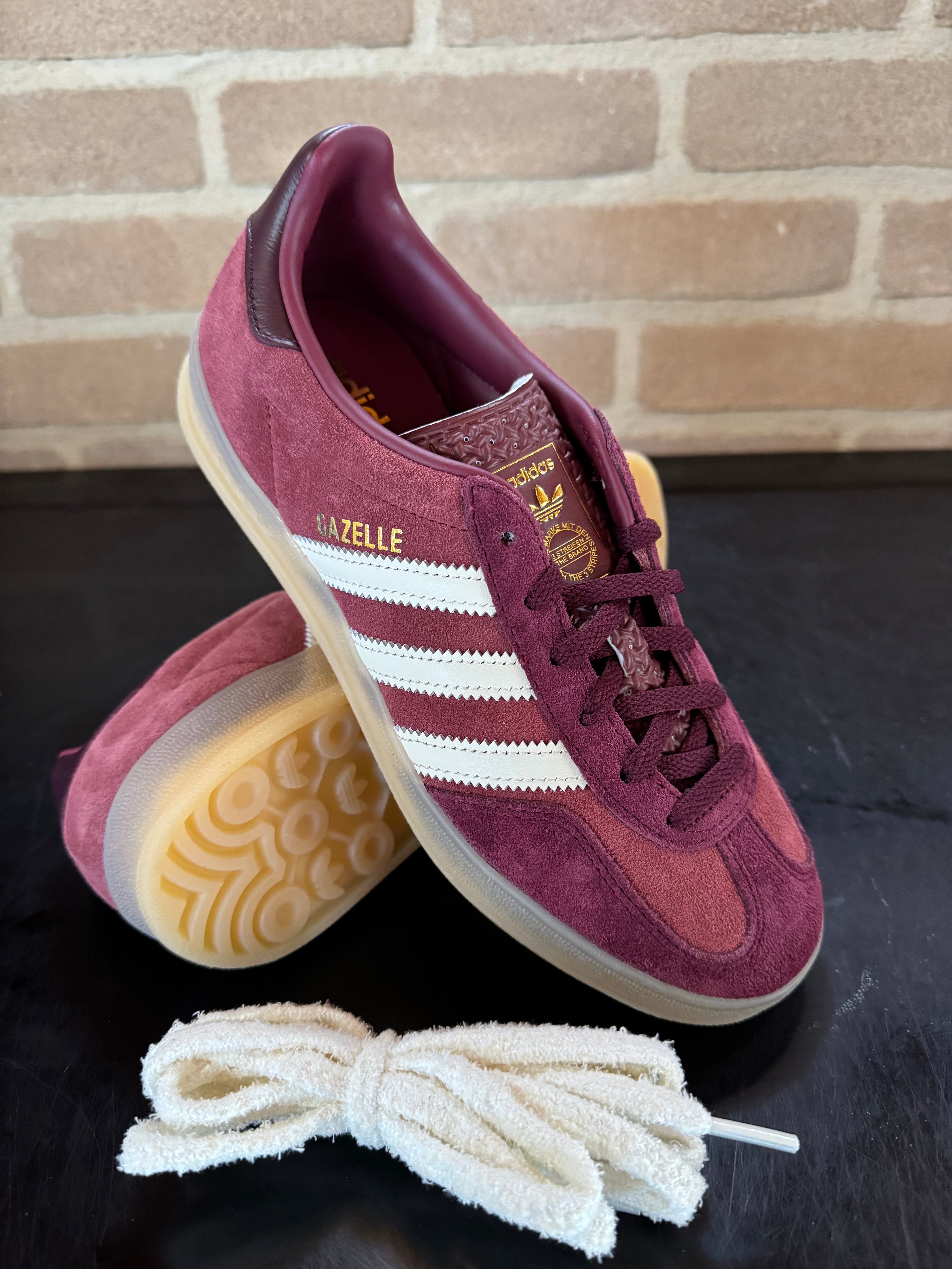 Adidas Gazelle Indoor - Shadow red off white