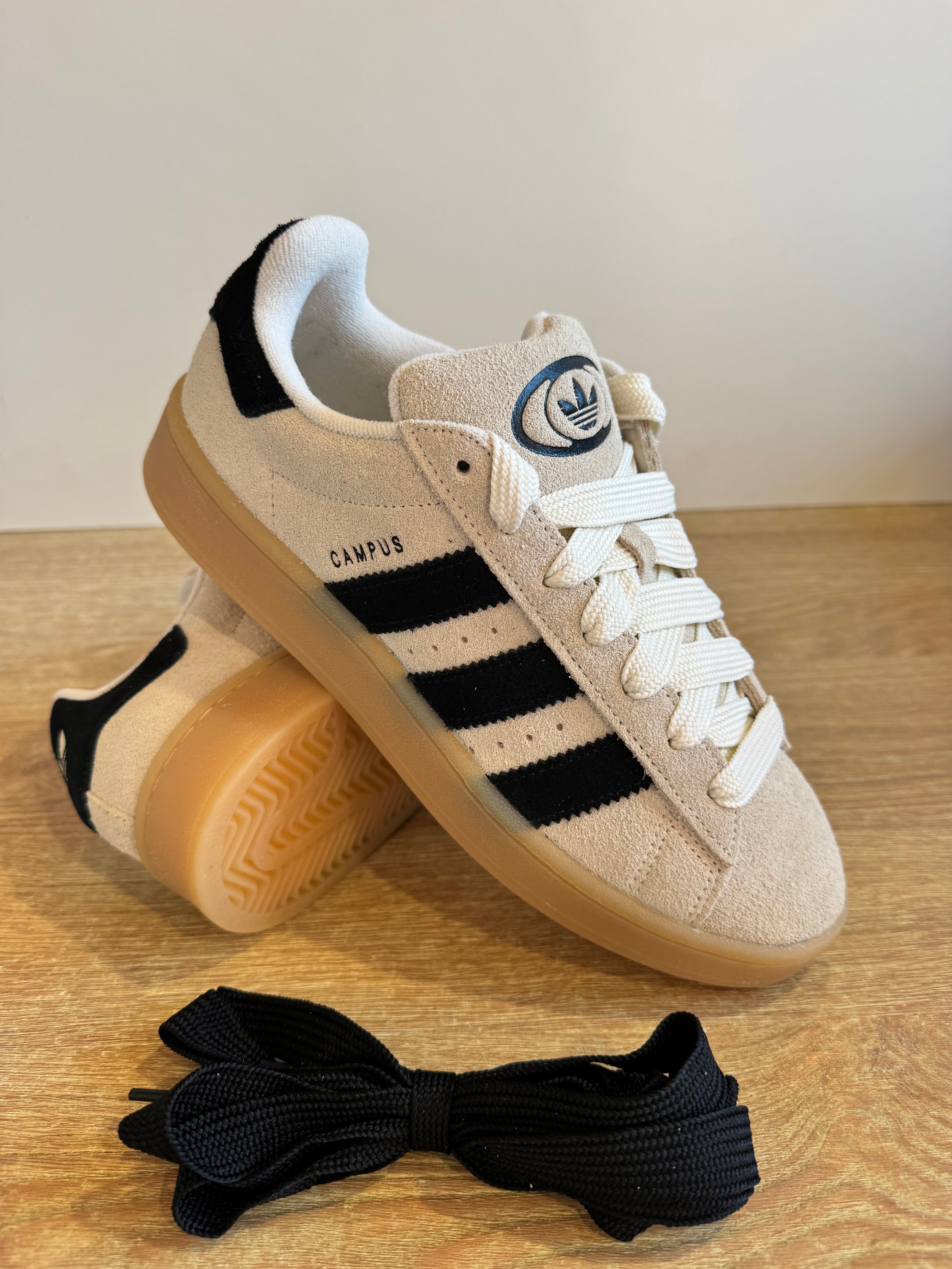 Adidas Campus 00s